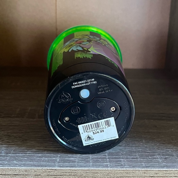 NWT Disney Parks Oogie Boogie Bash Tumbler 2022 Light Up Cup Dice Straw DCA - Picture 4 of 6